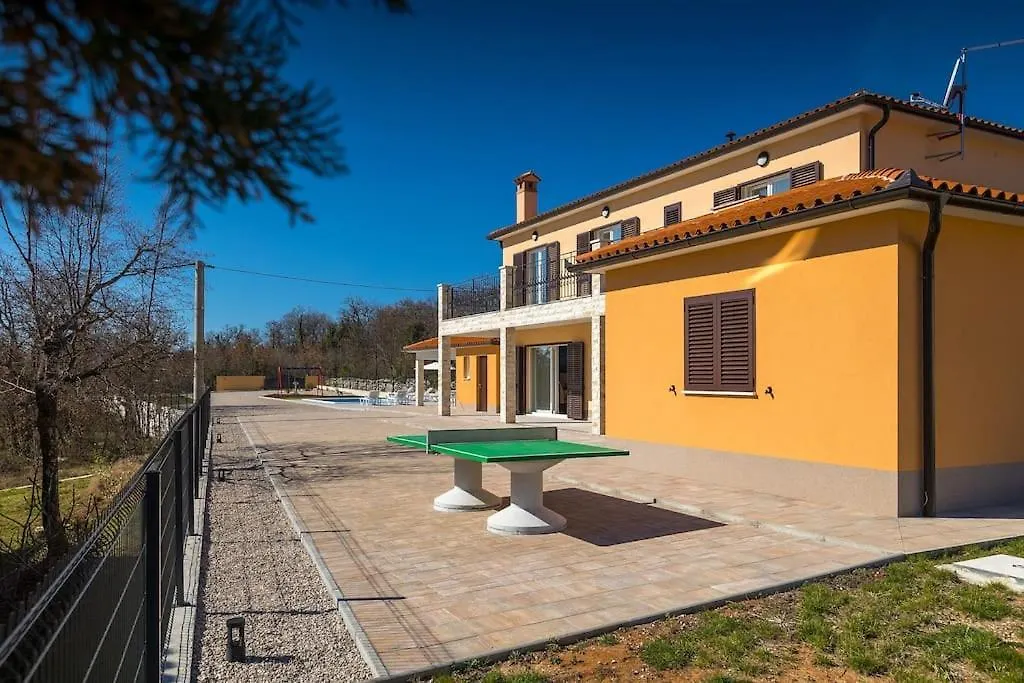 Villa Laura Ripenda Kras