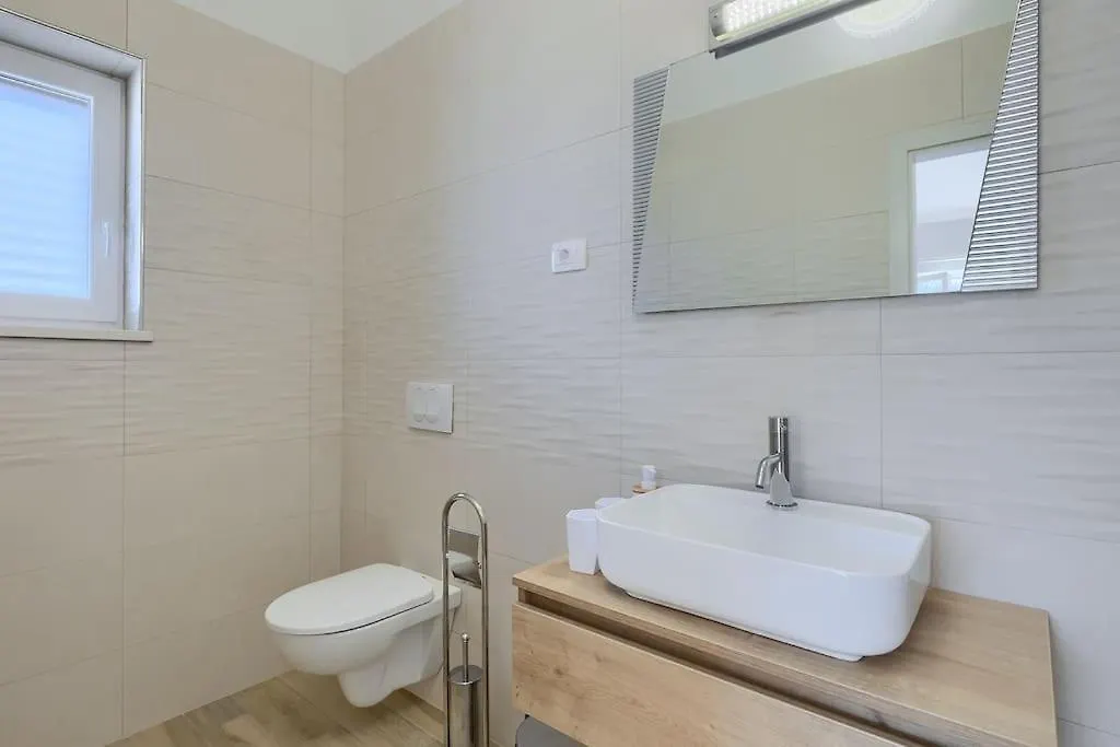Villa Laura Ripenda Kras Croatia