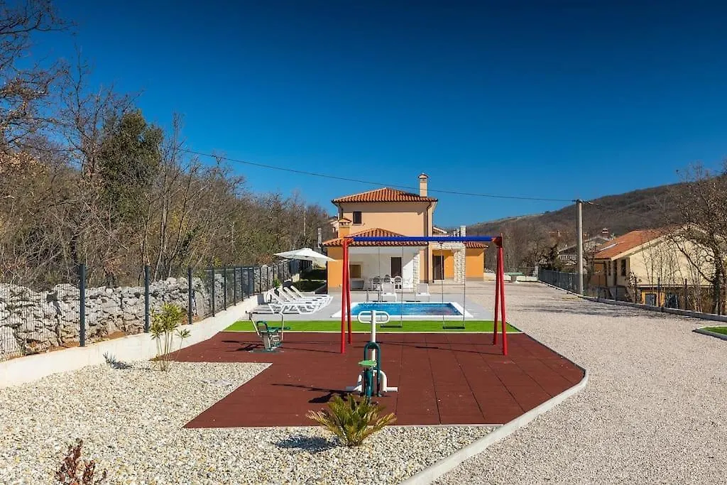 Villa Laura Ripenda Kras 0*,