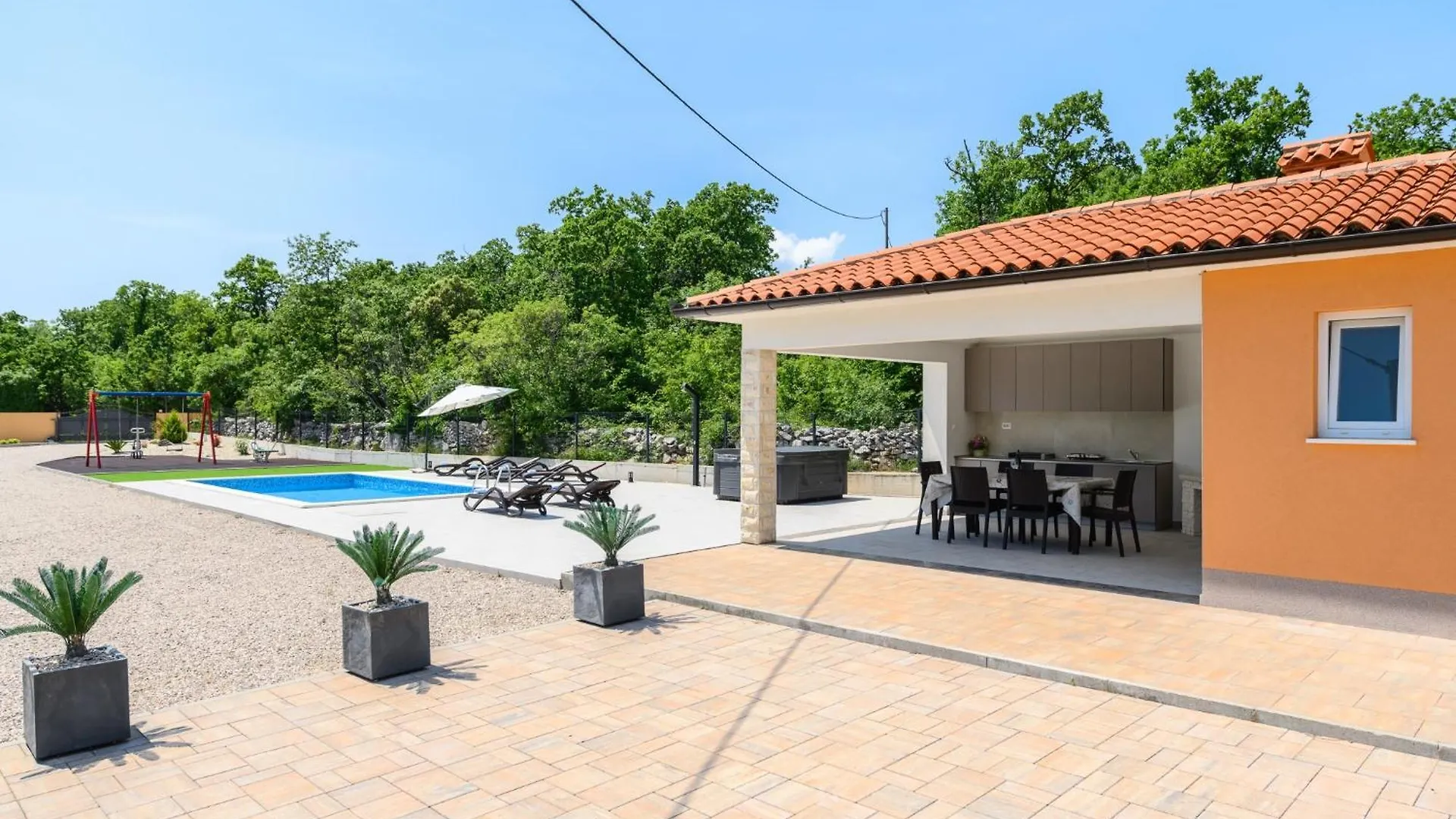 Villa Laura Ripenda Kras 0*,