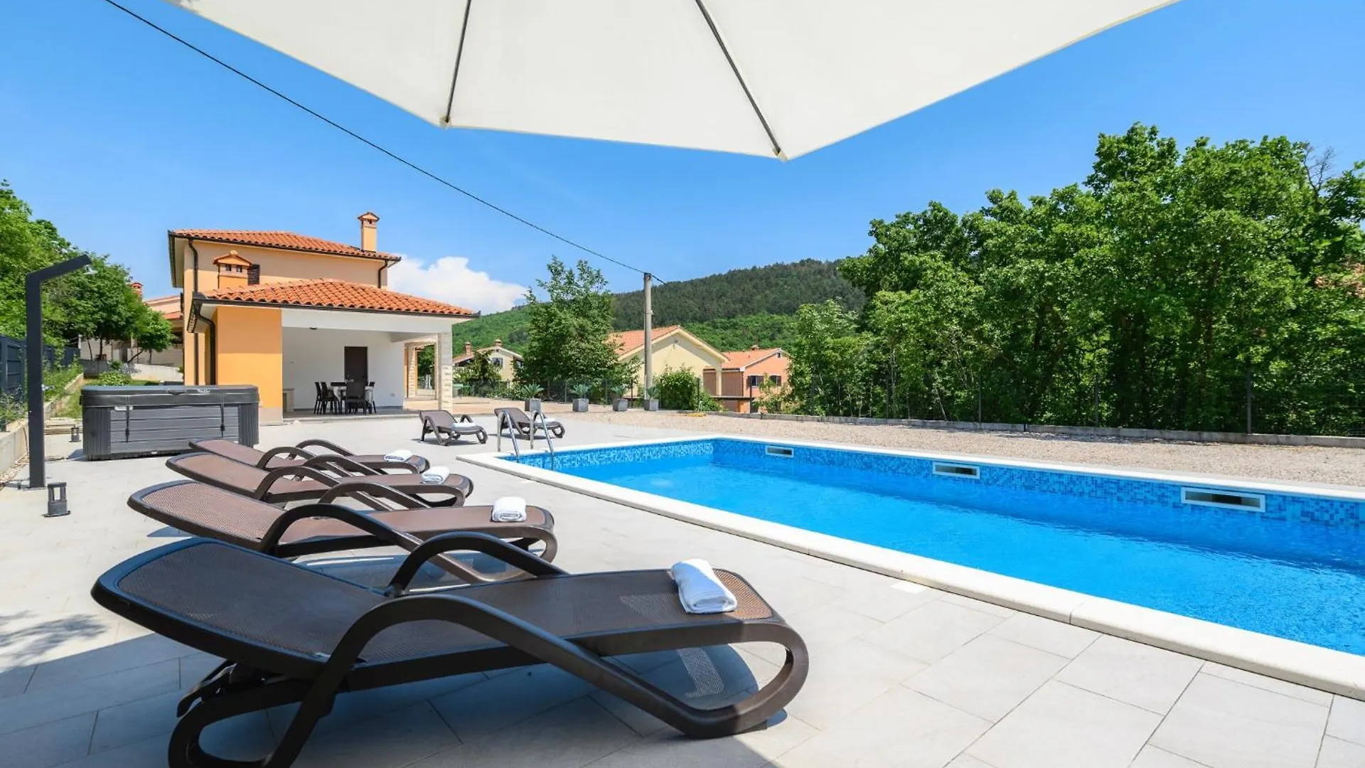 Villa Laura Ripenda Kras